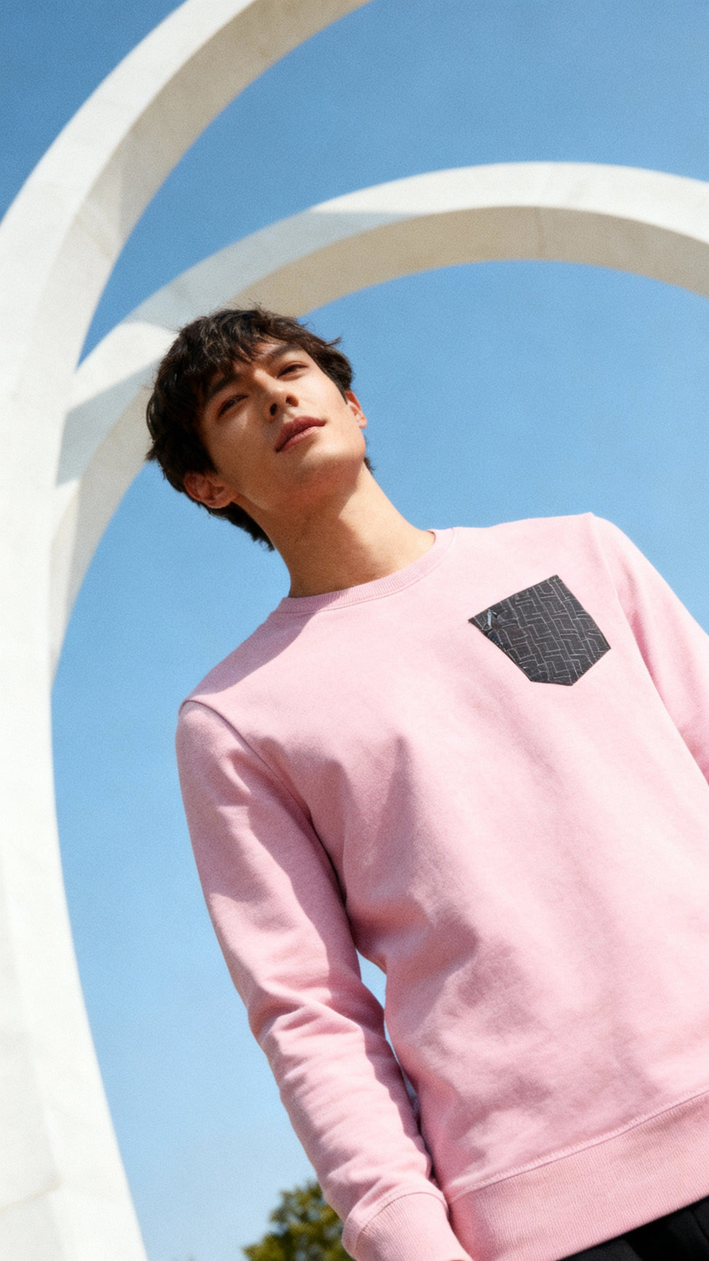 Editions_Chestbag_Pullover