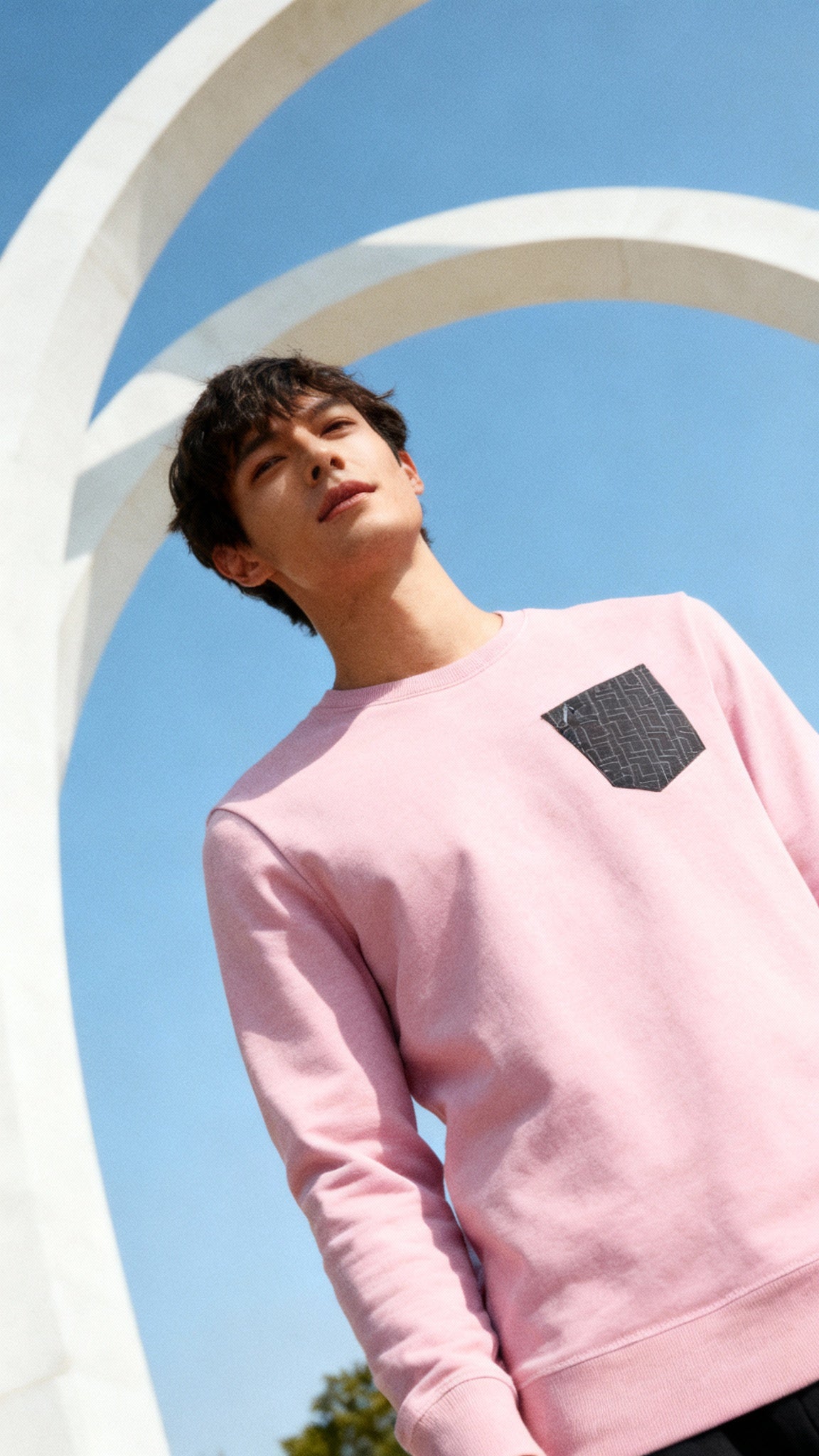 Editions_Chestbag_Pullover